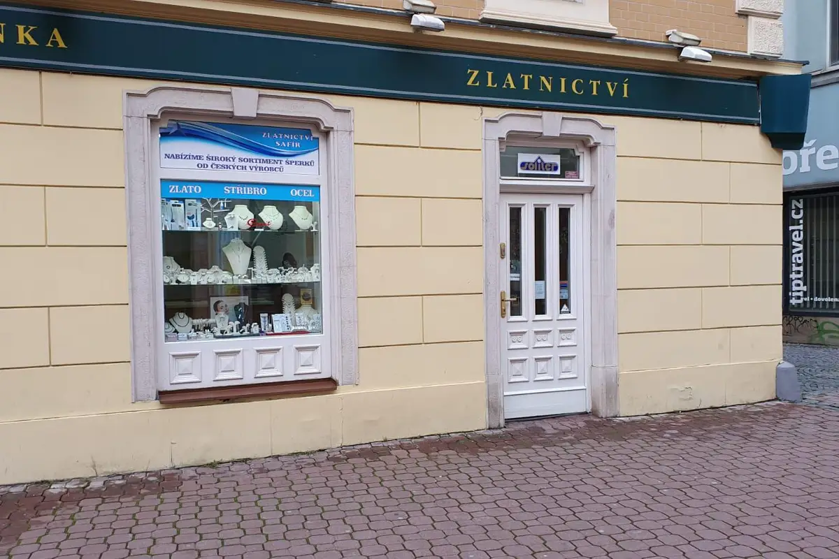 ZLATNICTVÍ SAFÍR